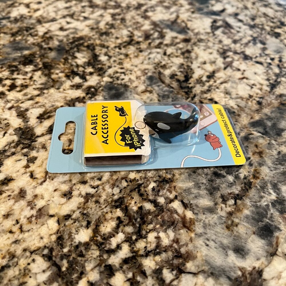 New Orca Killer Whale Cable Cord Bite Protector - Picture 3 of 5